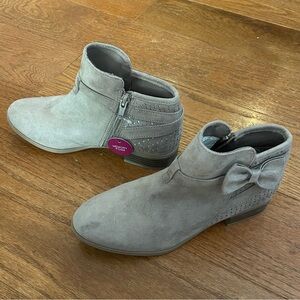 Brand new So ankle boots